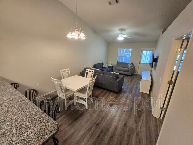 Foto del edificio - 9783 Cobblebrook Dr