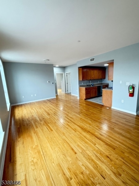 Foto del edificio - 53 W Palisade Ave