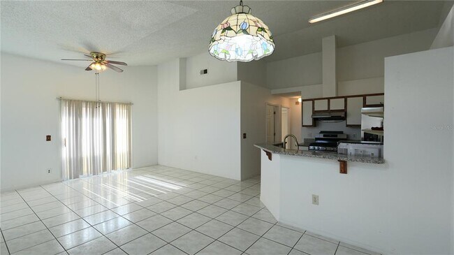 Foto del edificio - 6849 Long Needle Ct