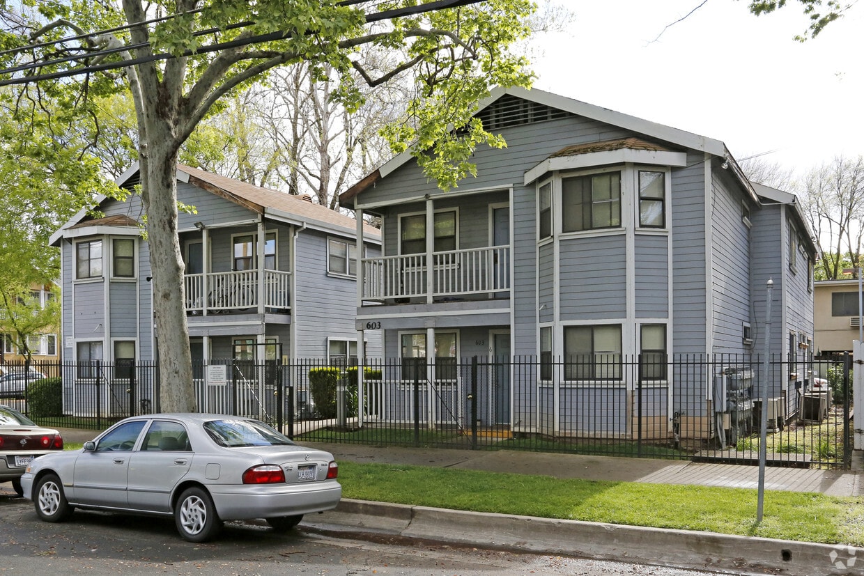 Primary Photo - 1800-1802 F St