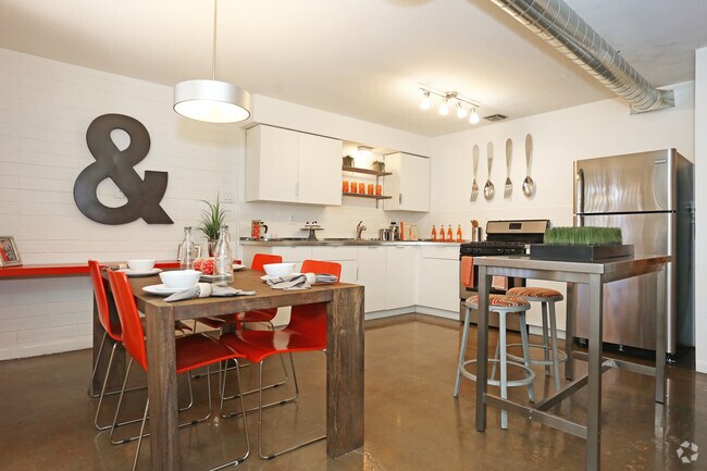 U Apartments @ Melrose - 4