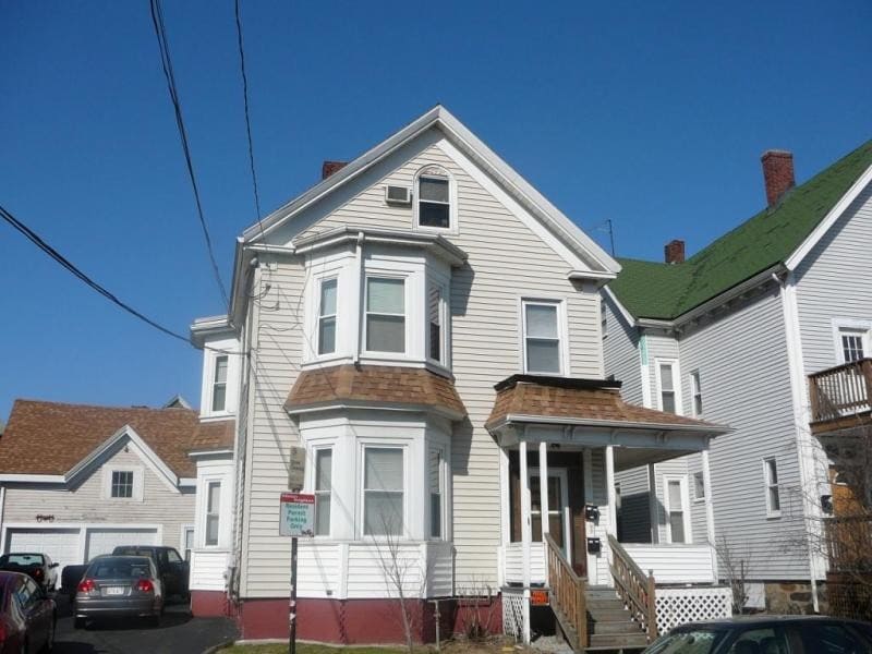 Primary Photo - 11 Reedsdale St