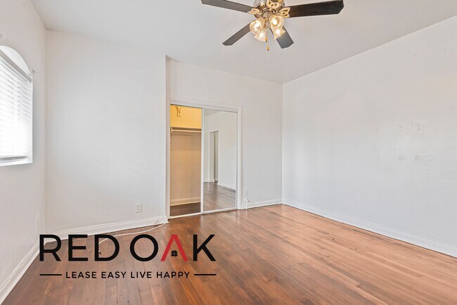 Foto del edificio - ~2 Months FREE~ Beautiful Studio Featuring...