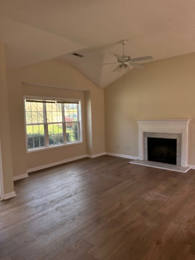 Foto del edificio - 105 Margaret Way