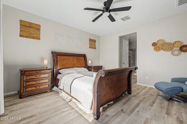 Foto del edificio - 12506 N 174th Dr