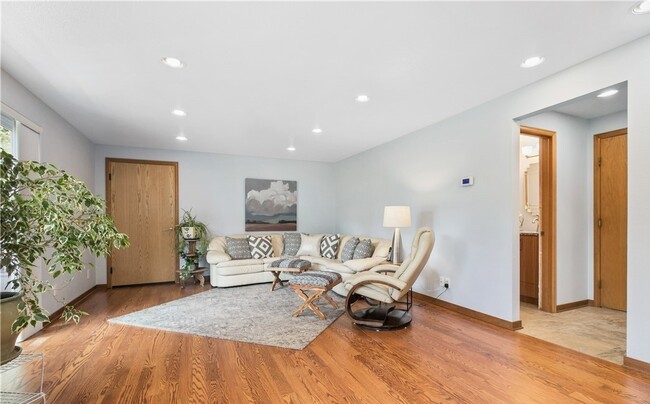 Building Photo - 718 Fieldston Rd
