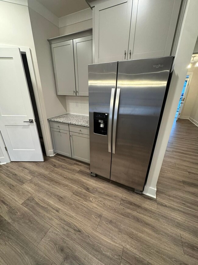 Foto del edificio - 112 Keating St