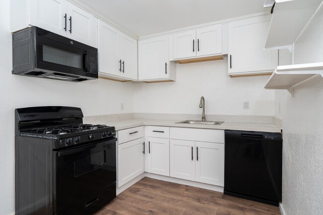 Foto del edificio - 526 Greystone Ln