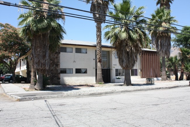 Building Photo - 1098 Acacia Ave