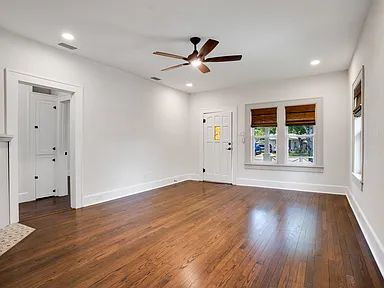 Foto del edificio - Charming Renovated Vintage Cottage in St. Pete
