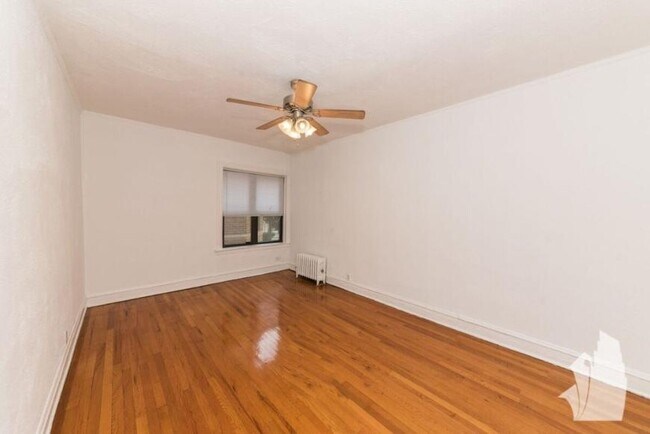 3 bedroom in Chicago IL 60657 - 3 bedroom in Chicago IL 60657 Apartment