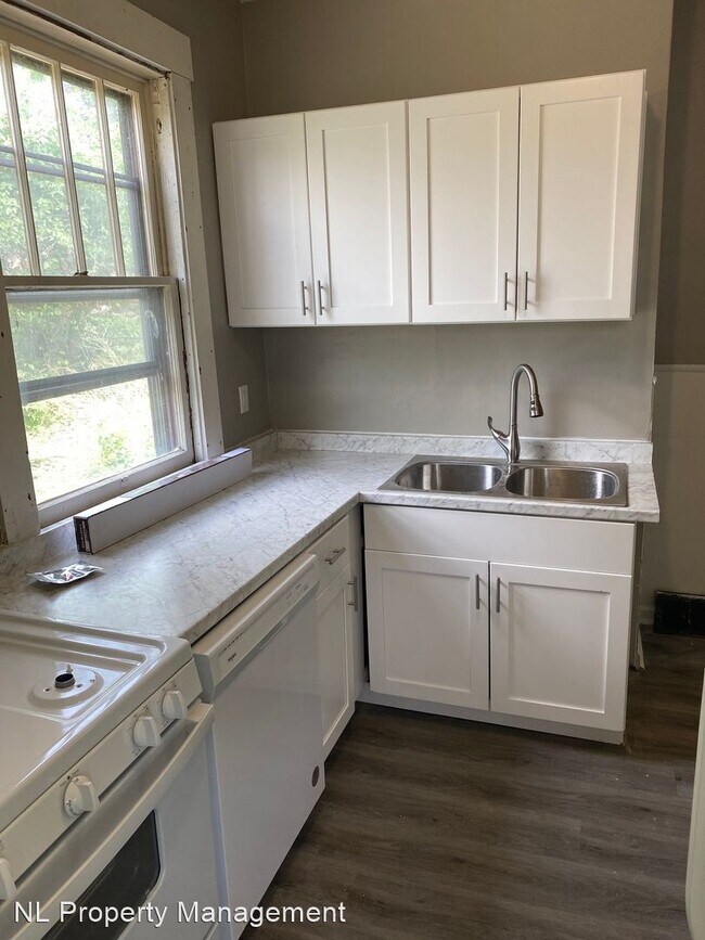 Building Photo - 3 br, 1 bath House - 6614 Bedford Ave