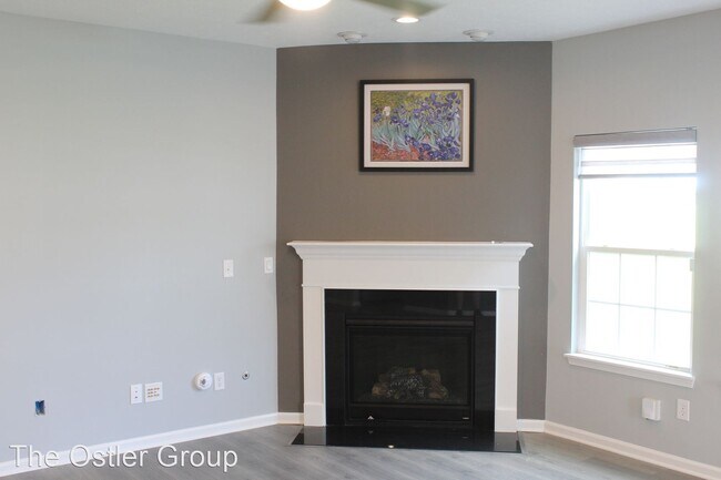 Building Photo - 3 br, 2.5 bath House - 1857 Doncaster Drive