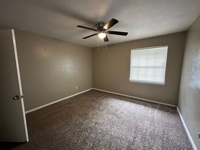 Foto del edificio - NE Tallahassee Melody Hills unit avail now!