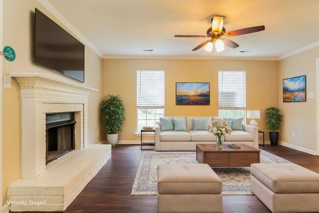 Foto del edificio - 215 Dolphin Ct