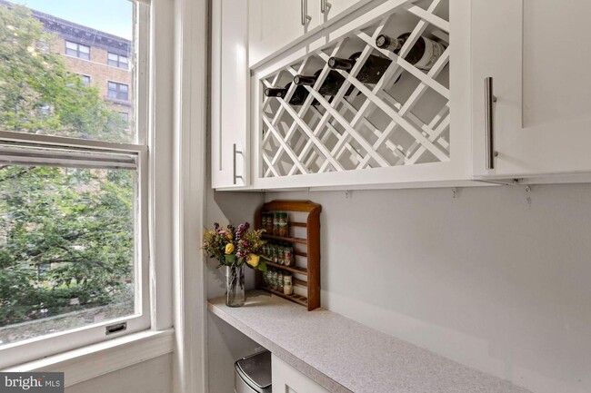 Building Photo - 1725 17th St NW