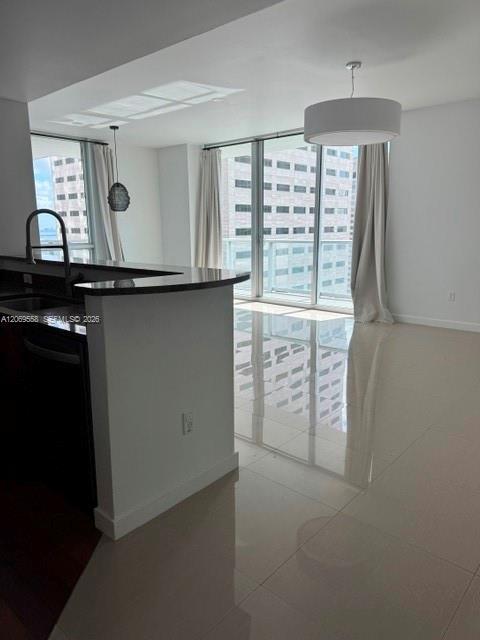 Building Photo - 300 S Biscayne Blvd