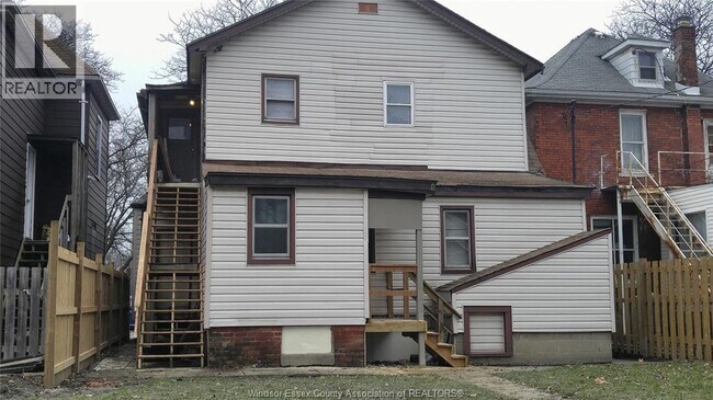 Photo du bâtiment - 660 Church St