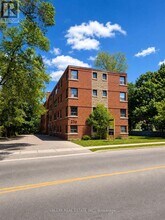 Building Photo - 236 Gordon St