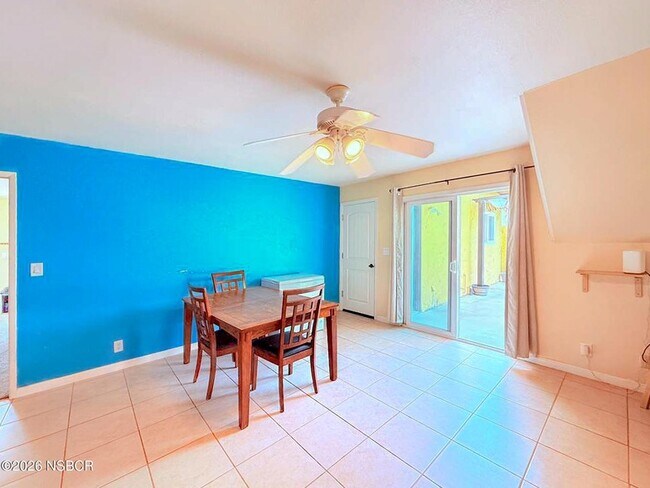 Foto del edificio - 109 Hercules Ave