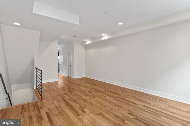Foto del edificio - 2311 Ellsworth St