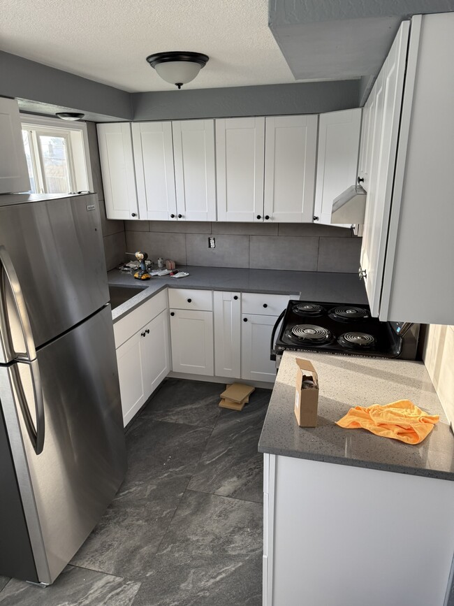 Building Photo - 1194 Kennedy St