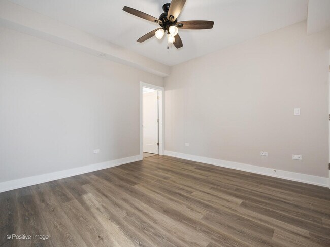 Foto del edificio - 4013 N Pulaski Rd