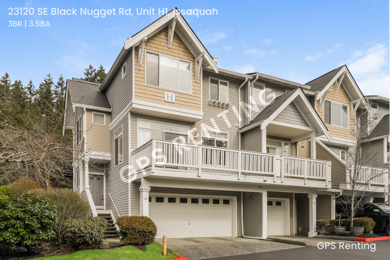 Primary Photo - Stunning End-Unit Townhome with Breathtaki...