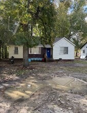 Building Photo - 424 Loring Dr