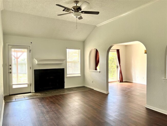 Foto del edificio - 107 Hague St