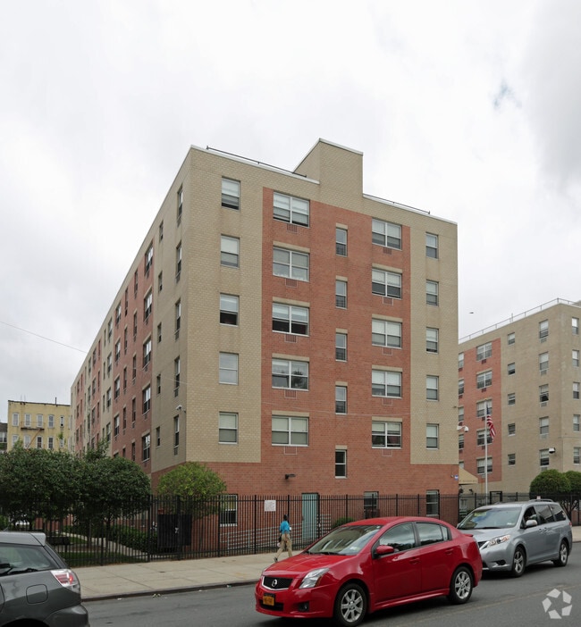 Building Photo - Belmont Boulevard II