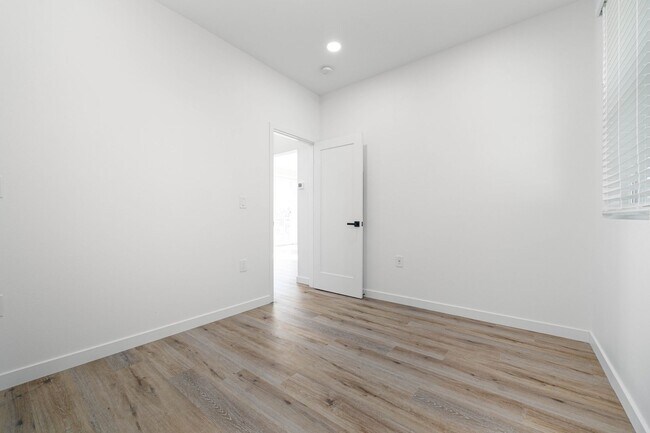 Building Photo - Newer Construction 3 Bedroom, 2 Bath Home ...