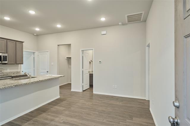 Foto del edificio - 9992 Calendar St