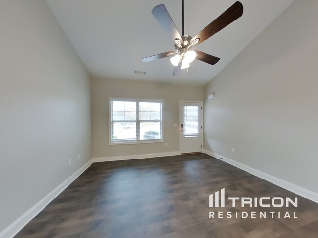 Building Photo - 207 Glacier Court Carrollton GA