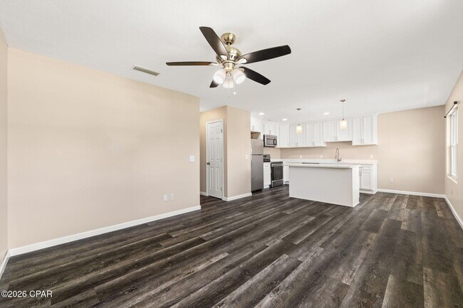 Building Photo - 2716 Oak Hammock Dr