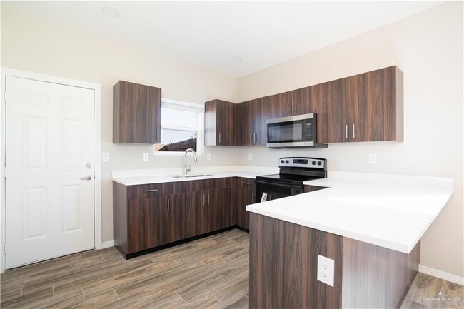 Foto del edificio - 4116 Walnut Ave
