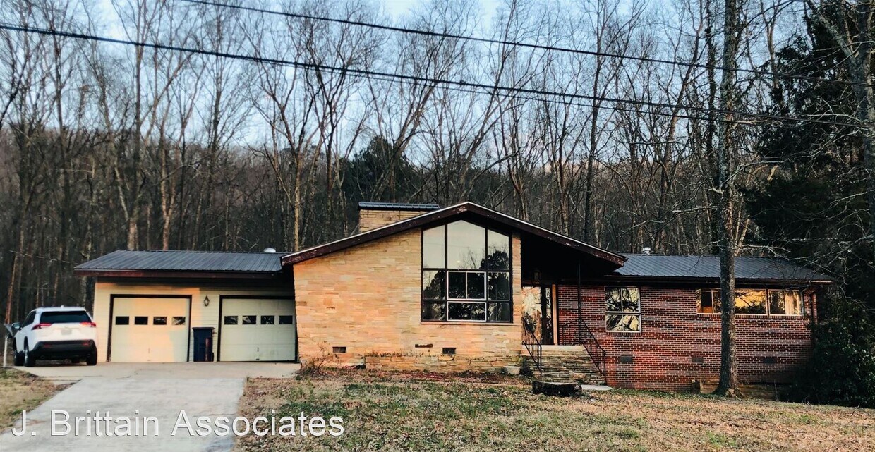 Primary Photo - 3 br, 1.5 bath House - 2911 Brighton Avenue