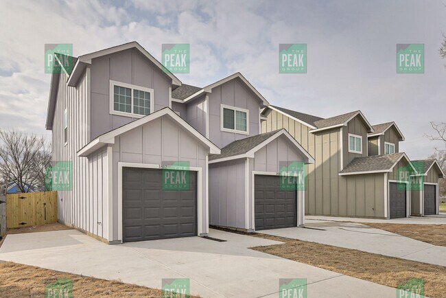 Foto del edificio - Stunning Fort Worth Duplex Available for R...