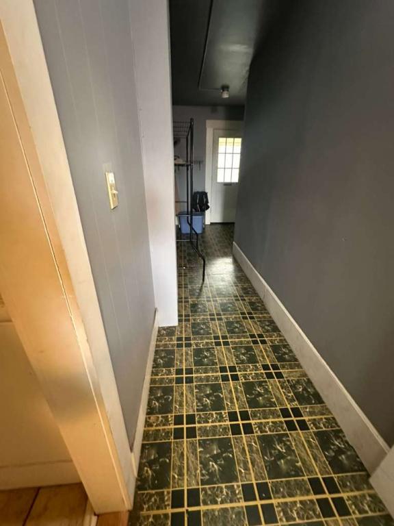 Building Photo - 28 Essex St