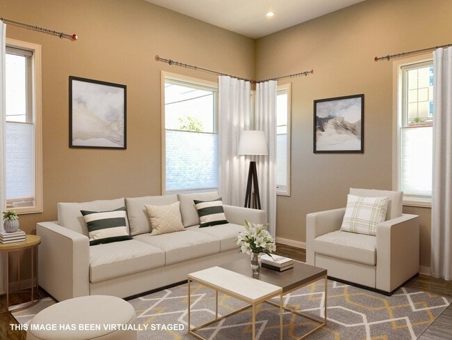 Foto del edificio - 345 Pleasant St