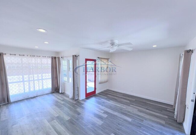 Foto del edificio - 13118 Budlong Ave