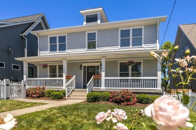 Building Photo - 1102 Caldwell Ave
