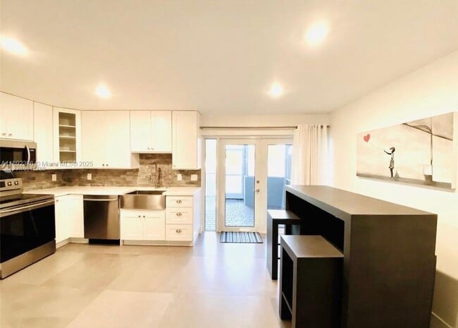 Foto del edificio - 1421 NW 122nd Terrace