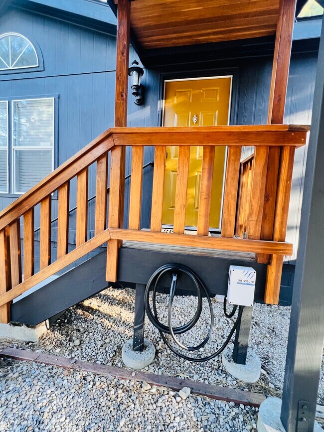 Foto del edificio - 313 Brewer Way