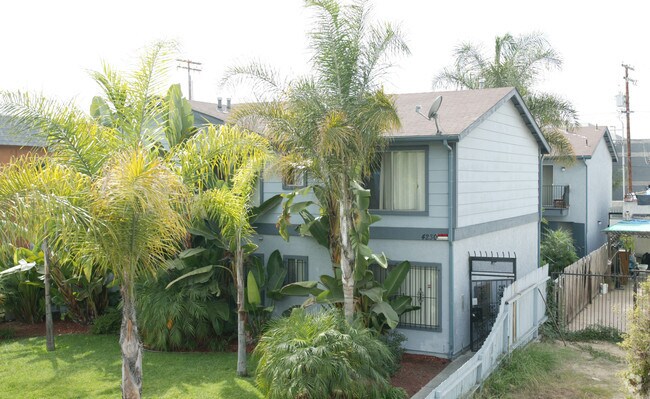 Foto del edificio - 4230 44th St