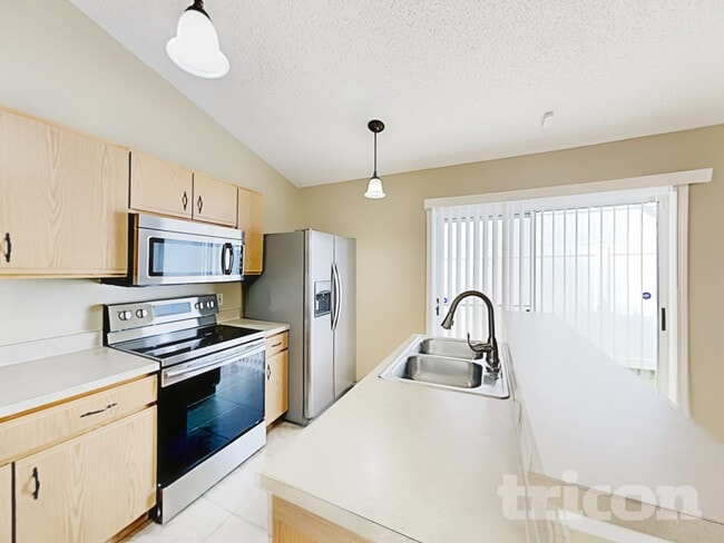 Foto del edificio - 6836 Playpark Trail W