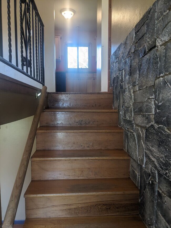 Foto del edificio - 1708 W 17th