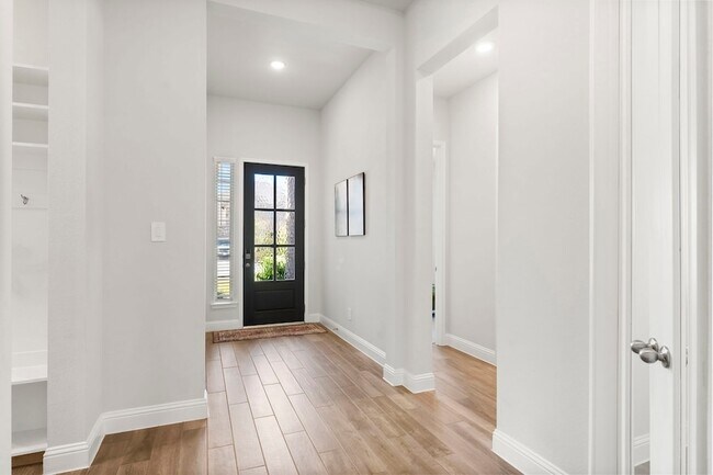 Foto del edificio - 15949 Hayes Mkt Lp