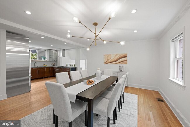 Building Photo - 4830 Brandywine St NW