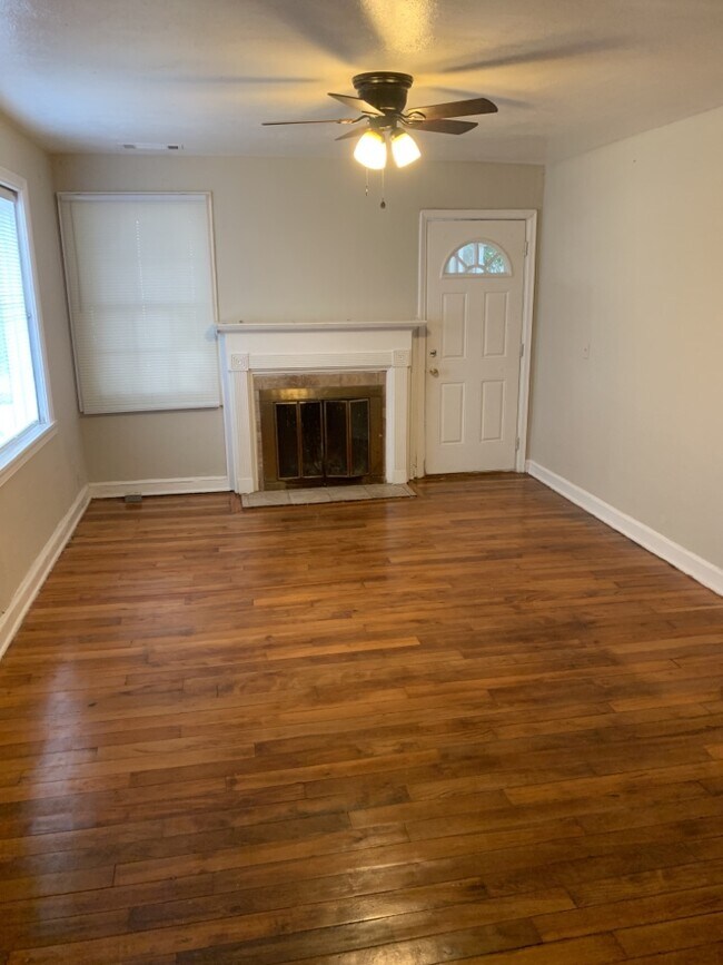 Building Photo - 214 Dunn Dr